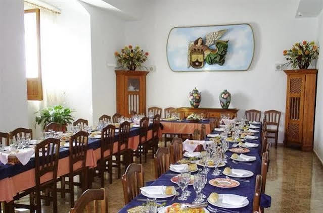 Hotel Nuestra Senora Del Carmen Caravaca De La Cruz Esterno foto